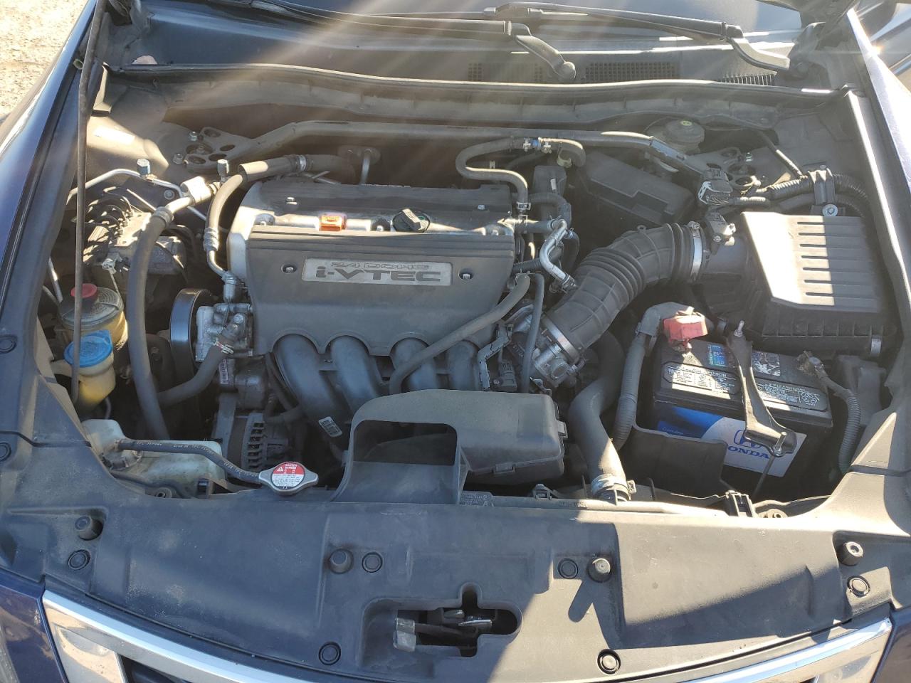 2009 Honda Accord - Image 13