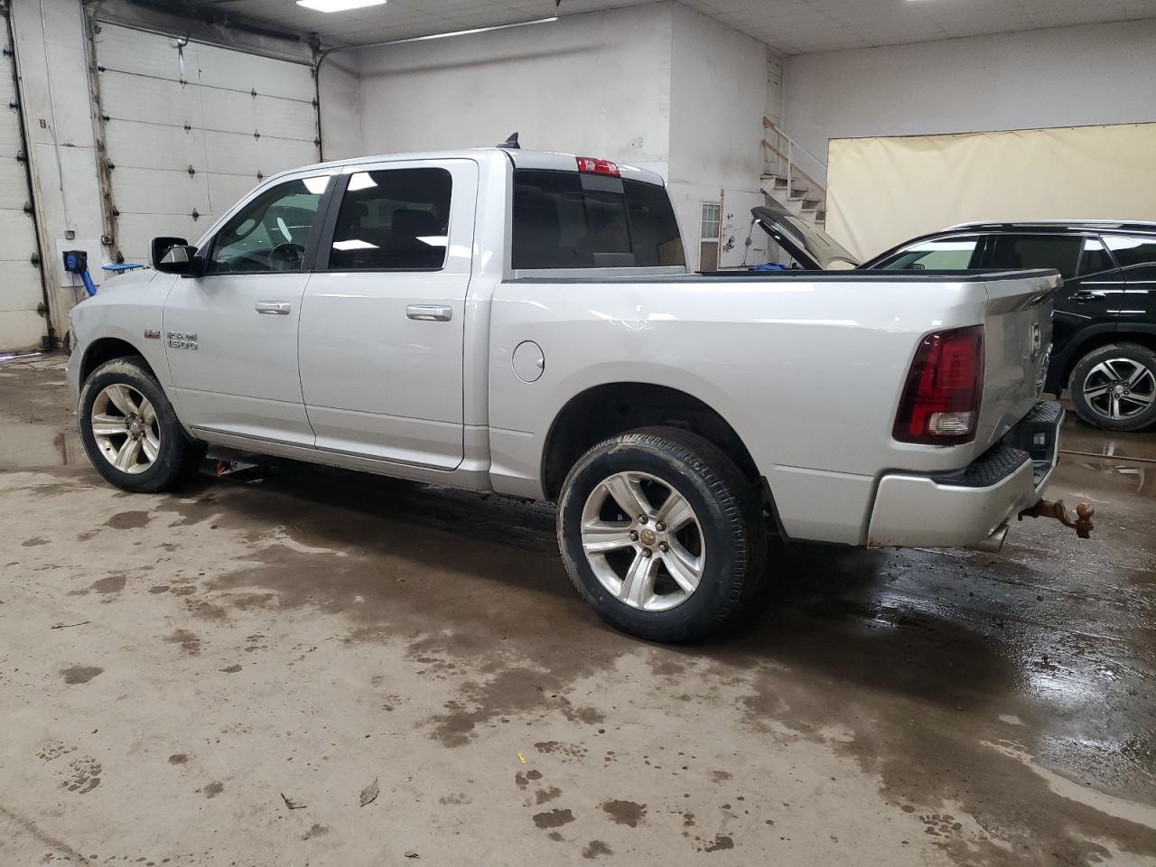 2016 RAM 1500 - Image 2