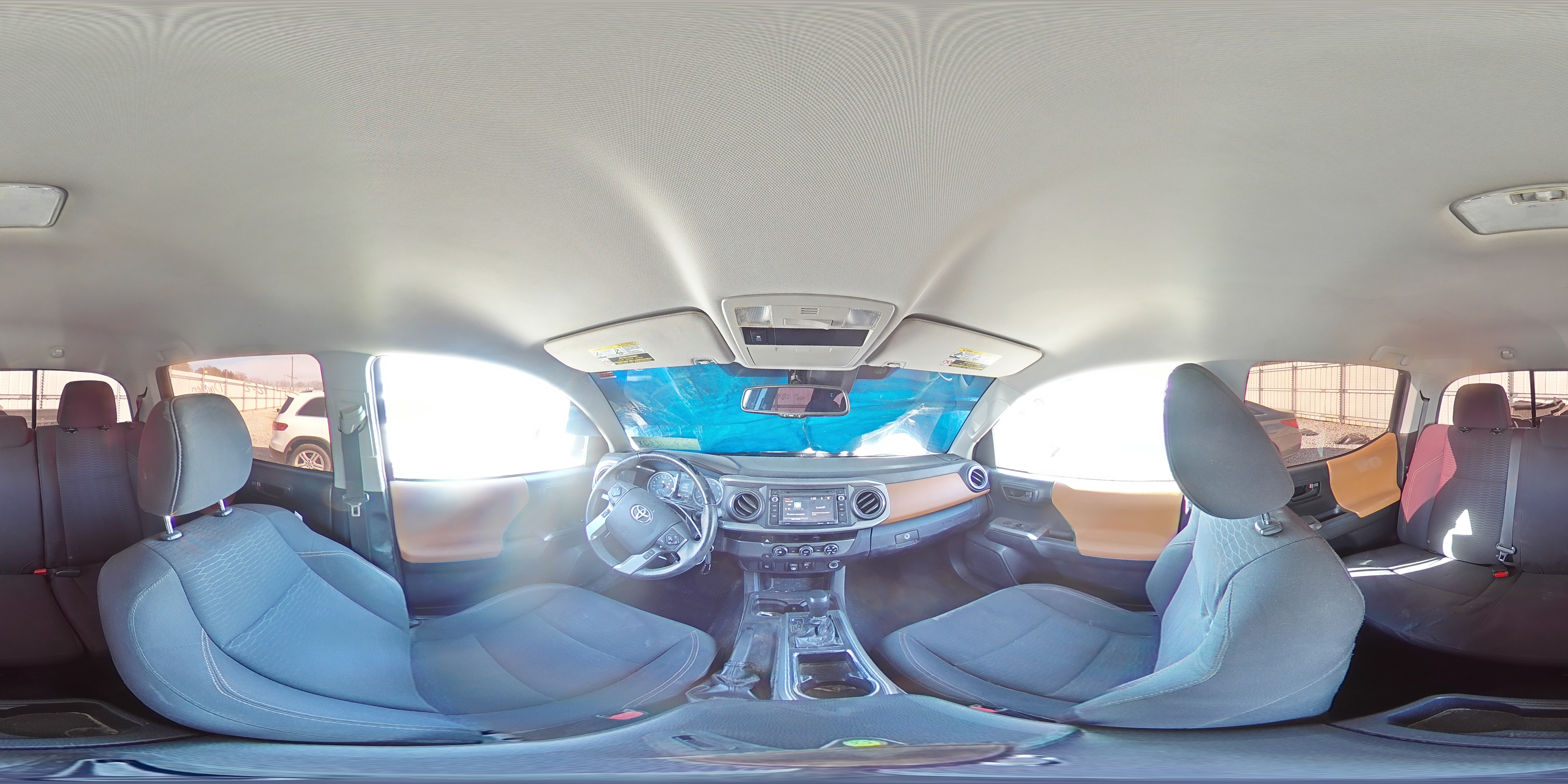 2018 Toyota Tacoma - Image 14