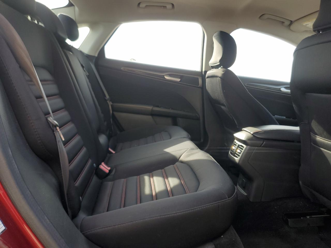 2015 Ford Fusion - Image 10