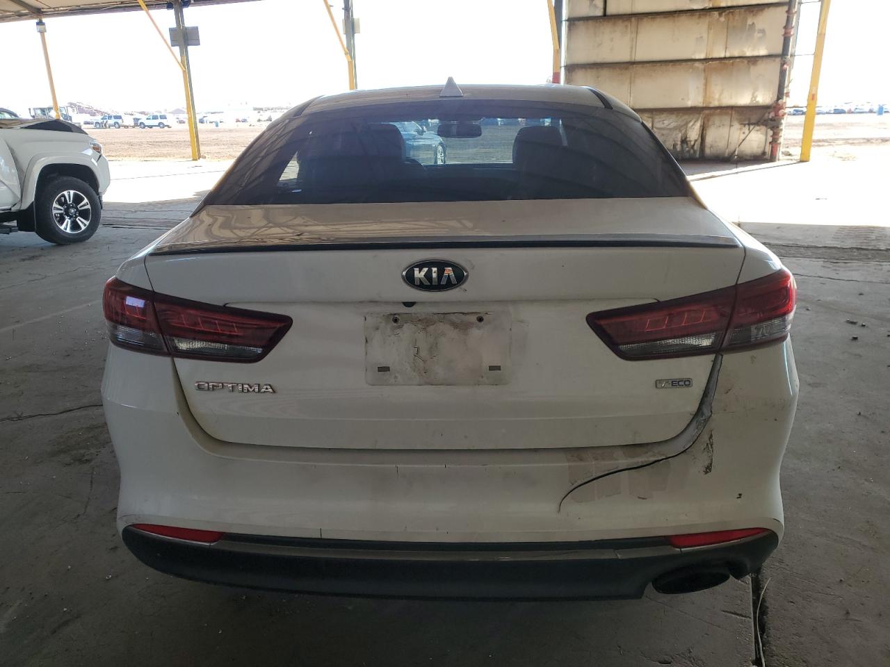 2017 Kia Optima - Image 6