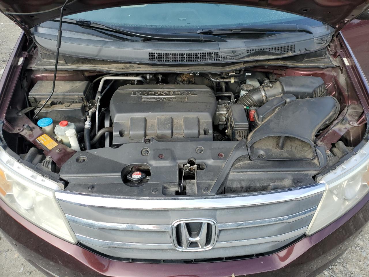 2012 Honda Odyssey - Image 12