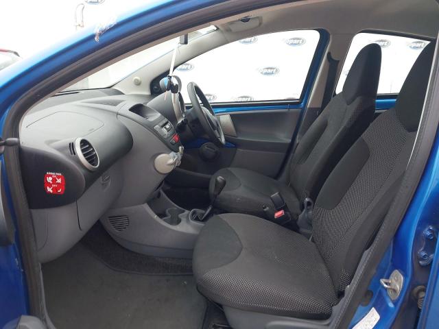 2011 TOYOTA AYGO BLUE