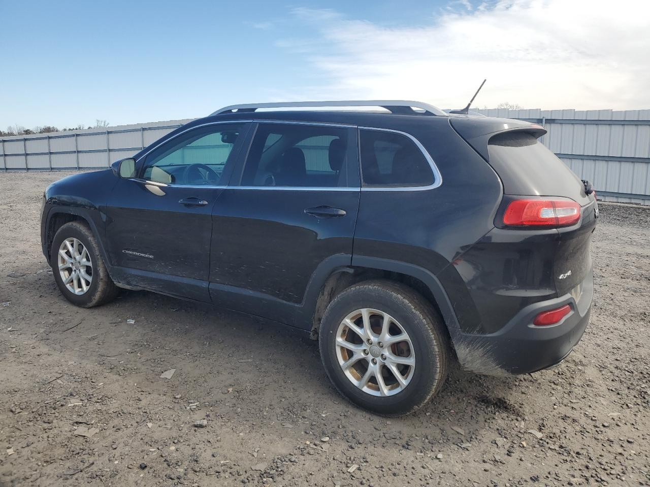 2014 Jeep Grand Cherokee - Image 2