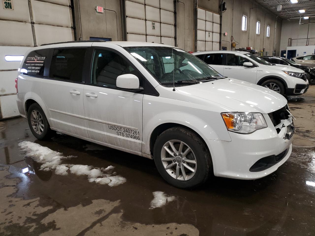 2014 Dodge Caravan - Image 4