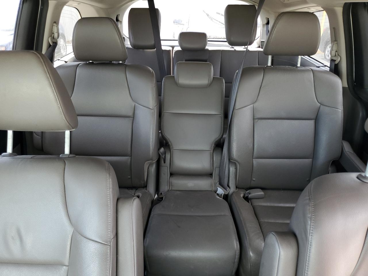 2014 Honda Odyssey - Image 10