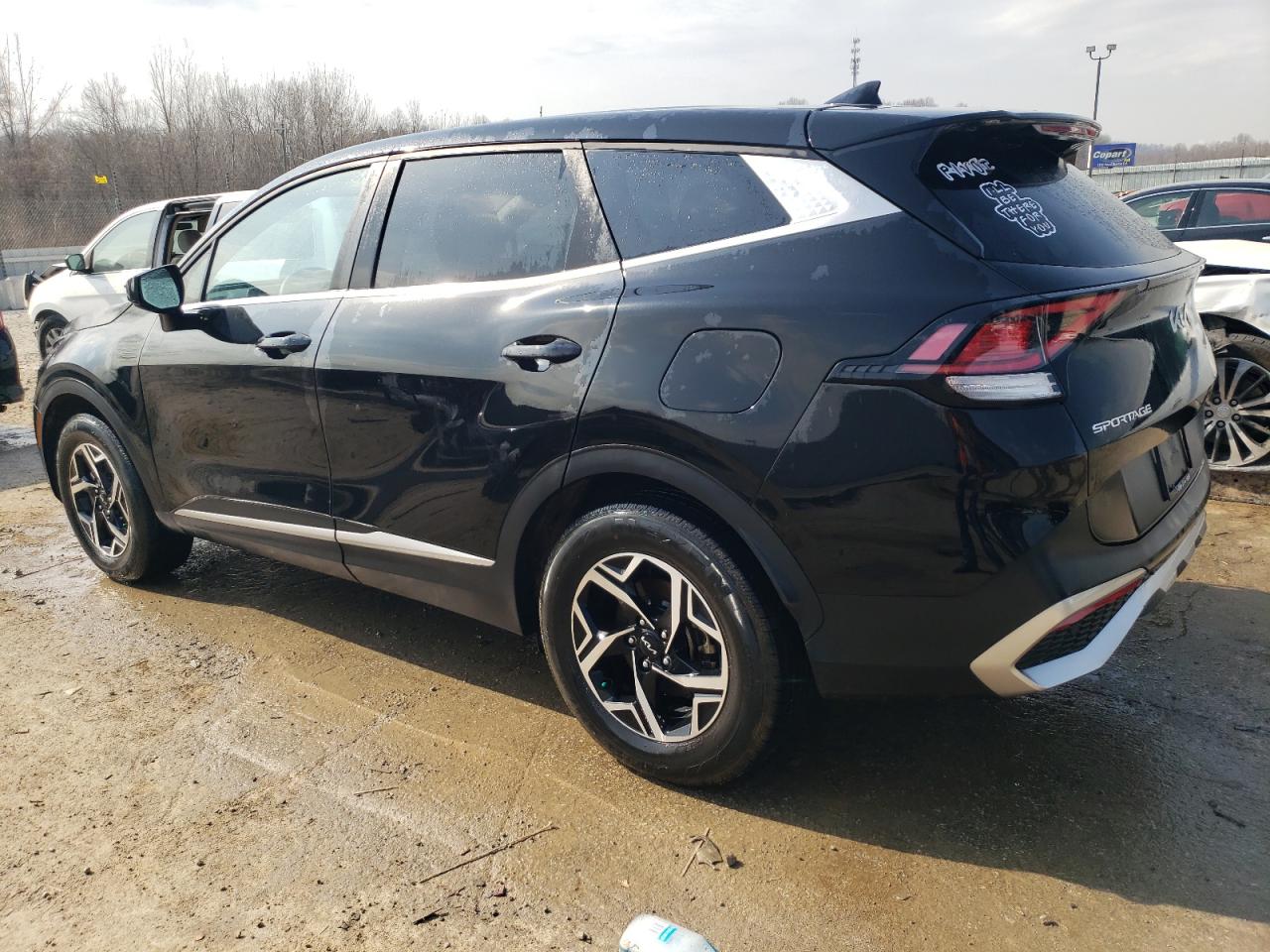 2023 Kia Sportage - Image 2