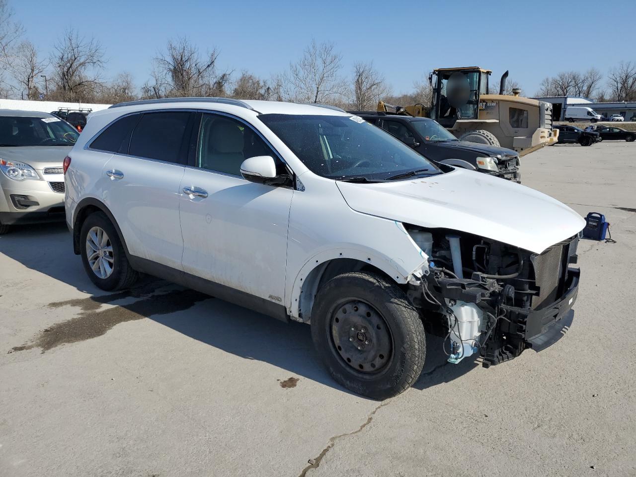 2017 Kia Sorento - Image 4
