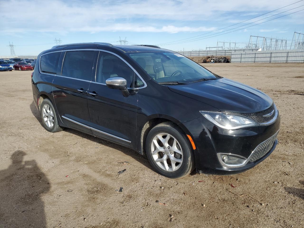 2020 Chrysler Pacifica - Image 4