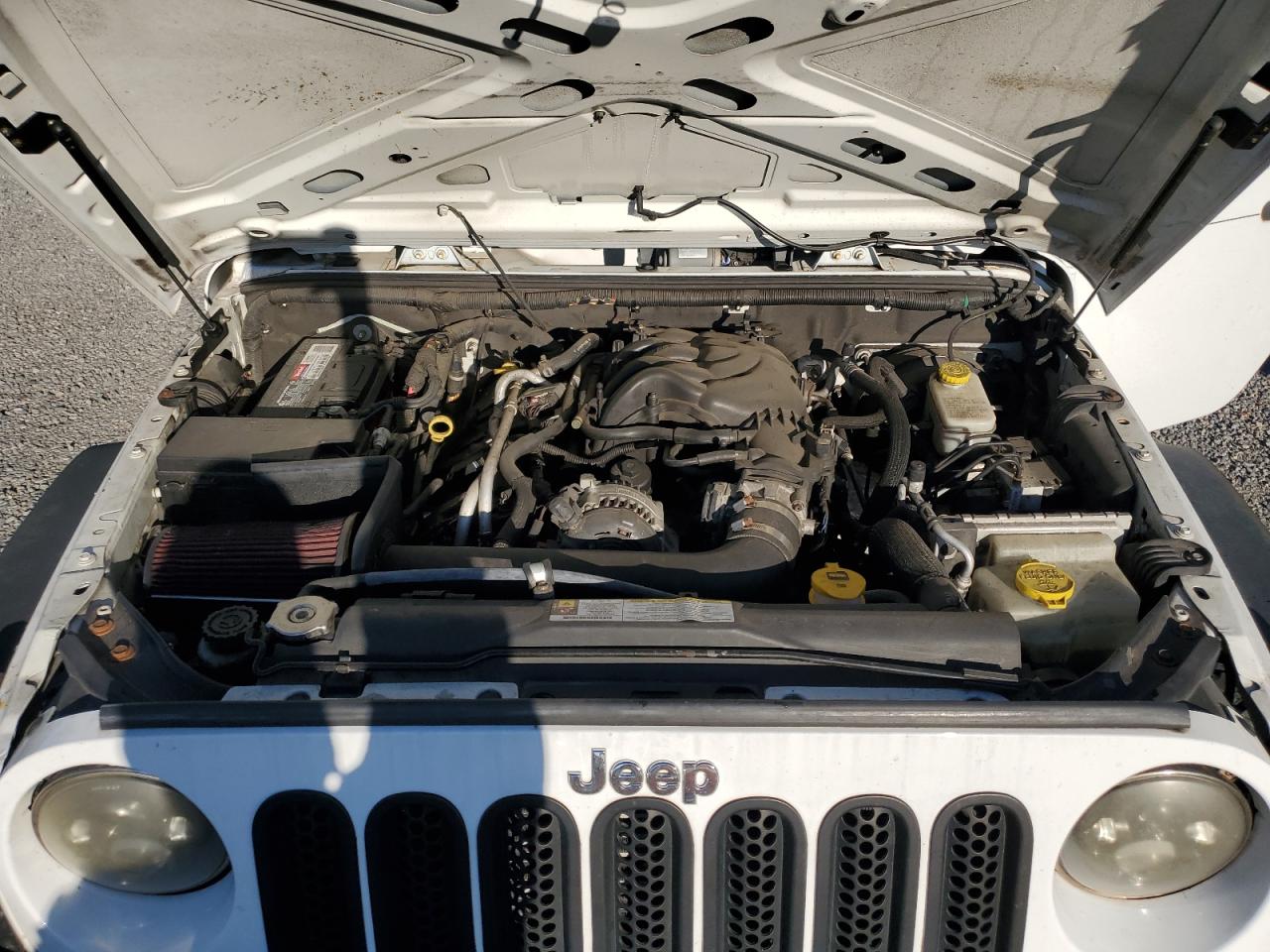 2012 Jeep Wrangler - Image 11
