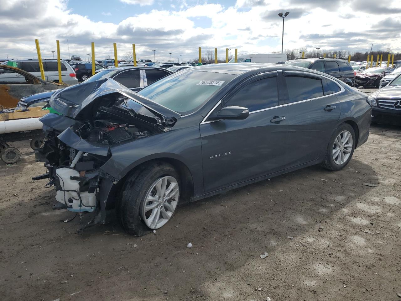 2017 Chevrolet Malibu Lt for Sale in Indianapolis, IN - Front End
