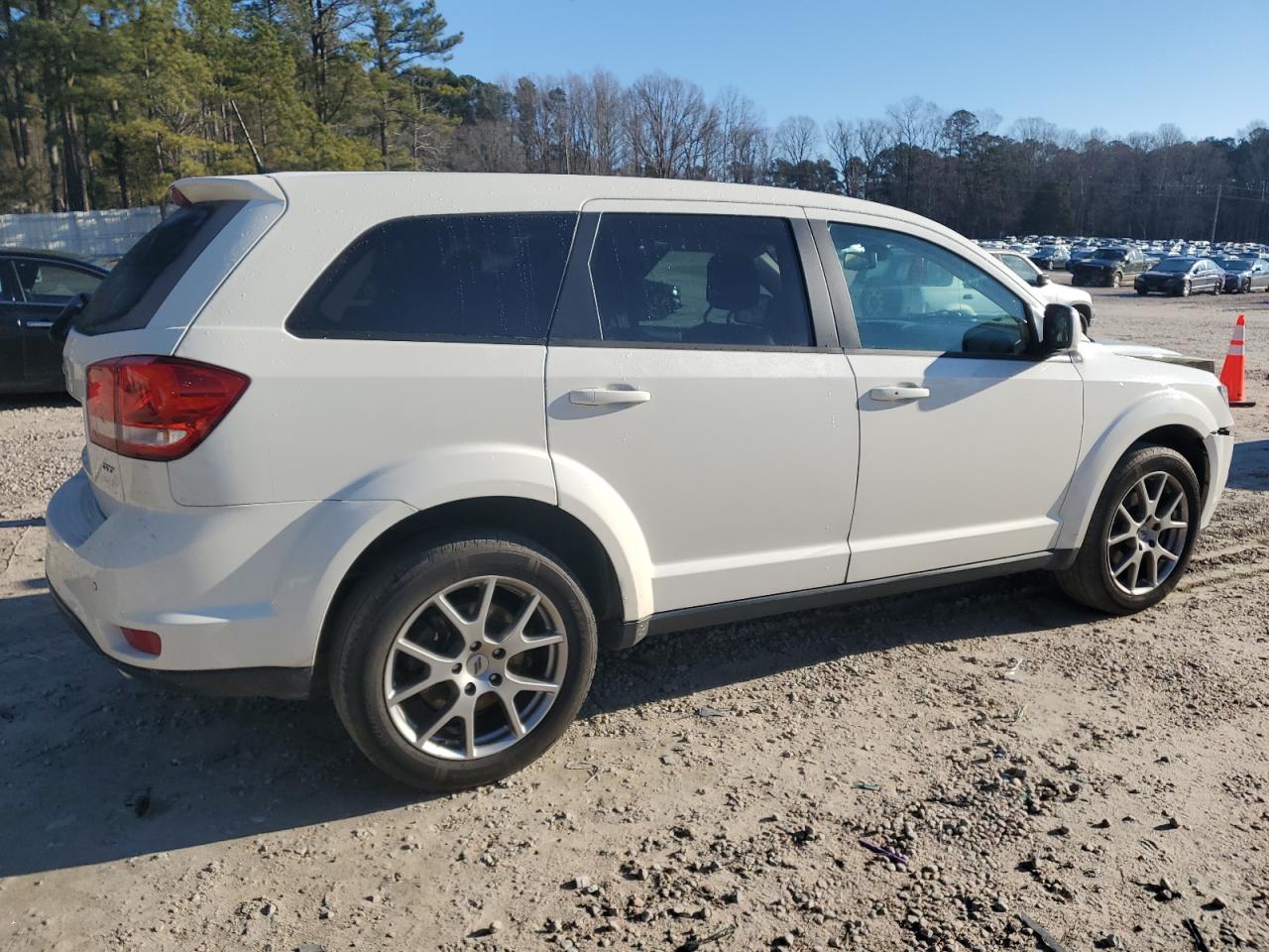 2019 Dodge Journey - Image 3