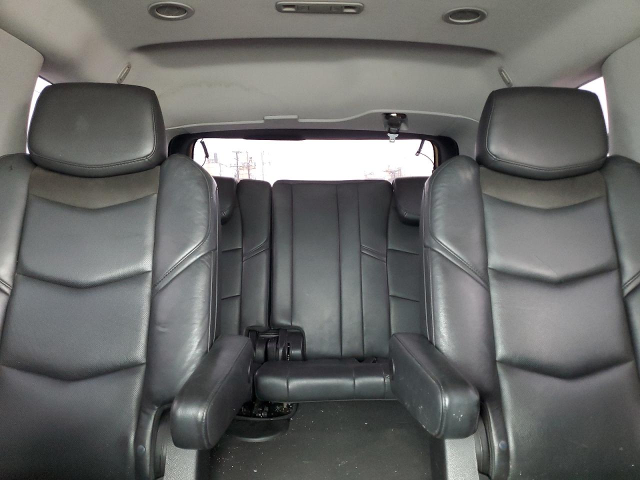 2019 Cadillac Escalade Luxury VIN: 1GYS4BKJXKR332356 Lot: 51145745