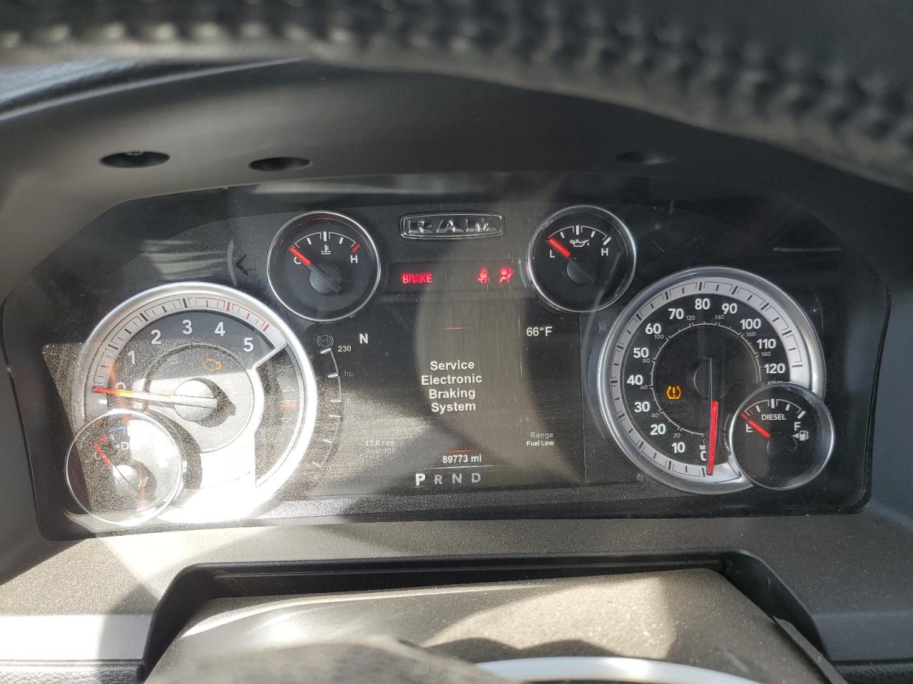 2018 RAM 2500 - Image 9