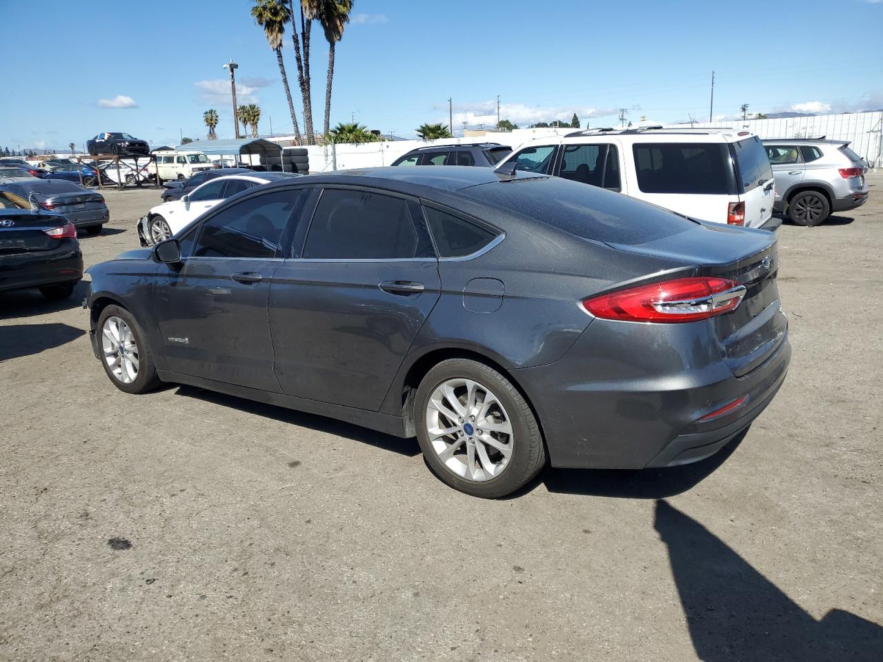 2019 Ford Fusion - Image 2