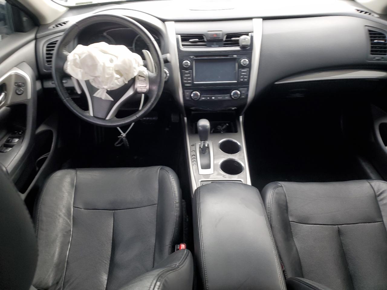 2014 Nissan Altima - Image 8