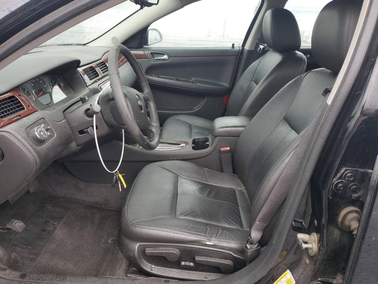 2010 Chevrolet Impala - Image 7