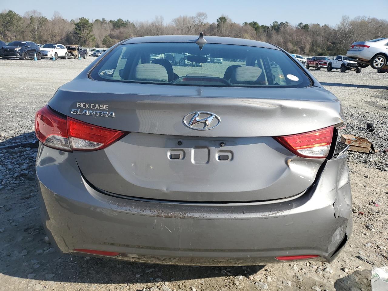 2013 Hyundai Elantra - Image 6
