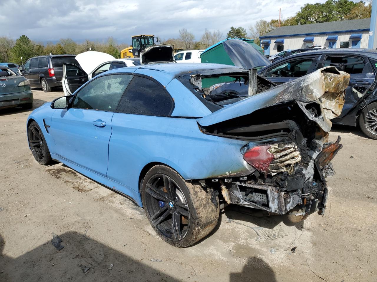 2016 BMW M4 - Image 2