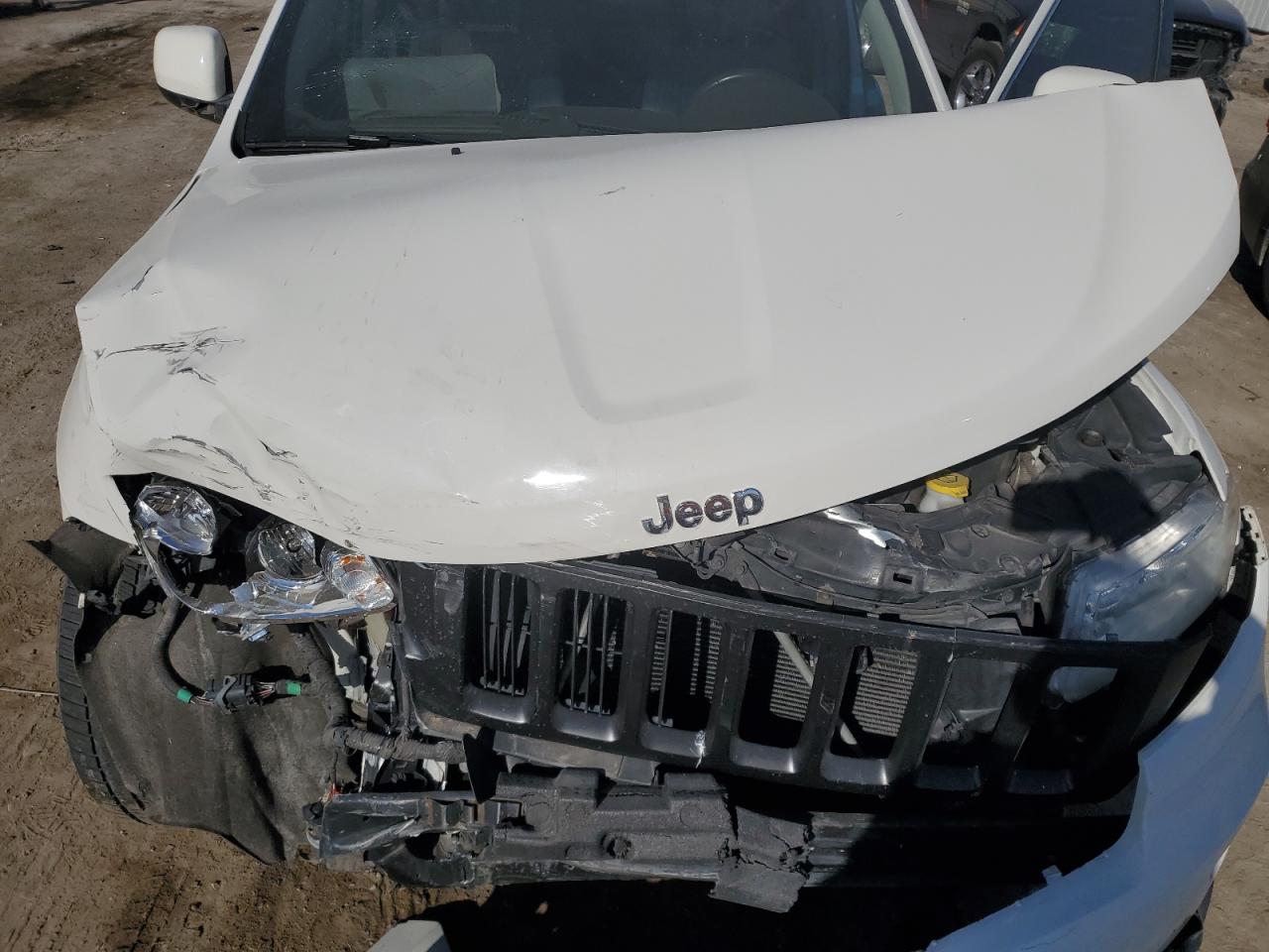 2012 Jeep Grand Cherokee - Image 13