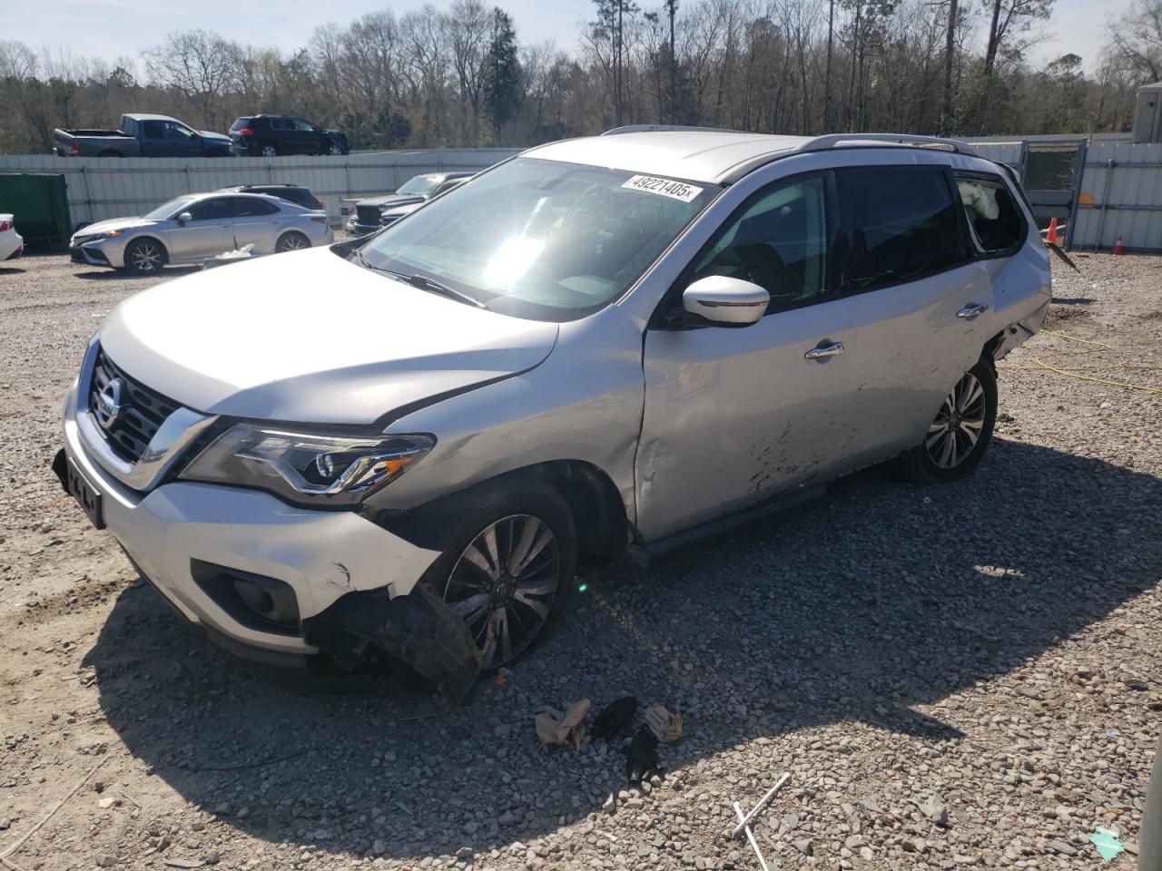 2018 Nissan Pathfinder - Image 1