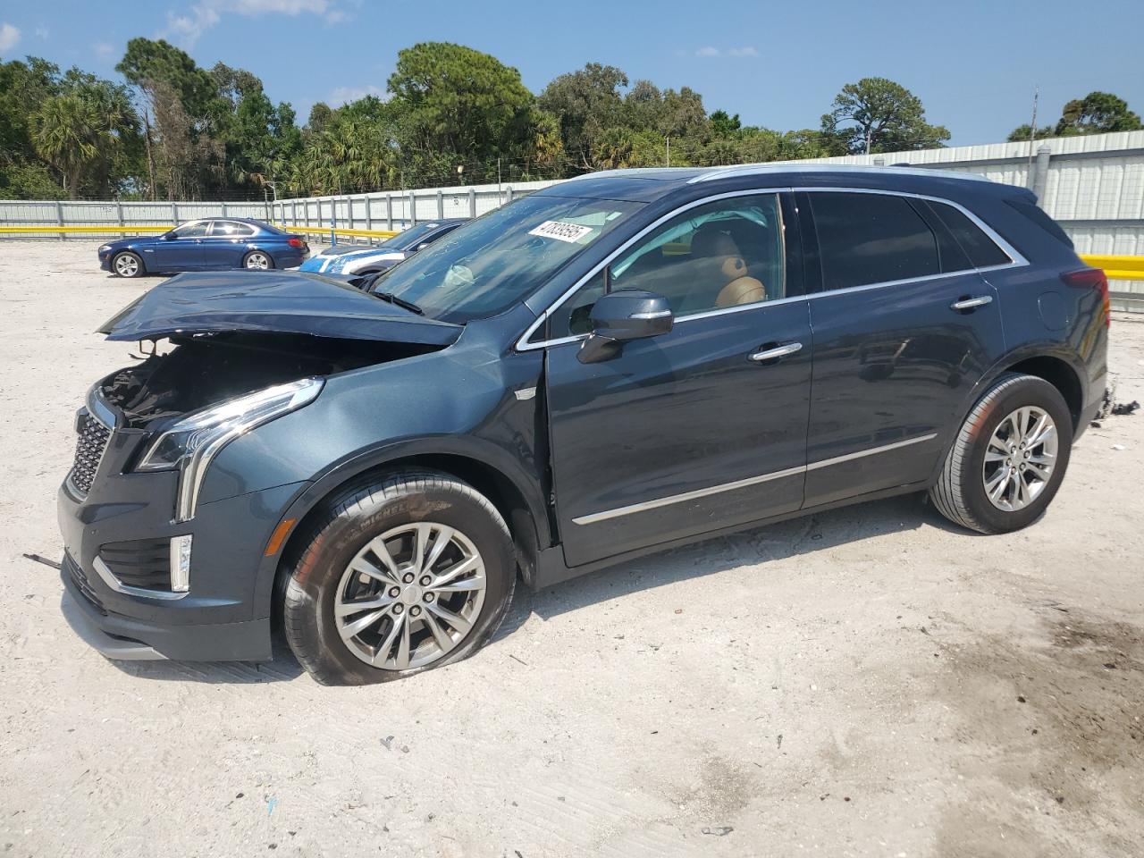 2020 Cadillac XT5 - Image 1