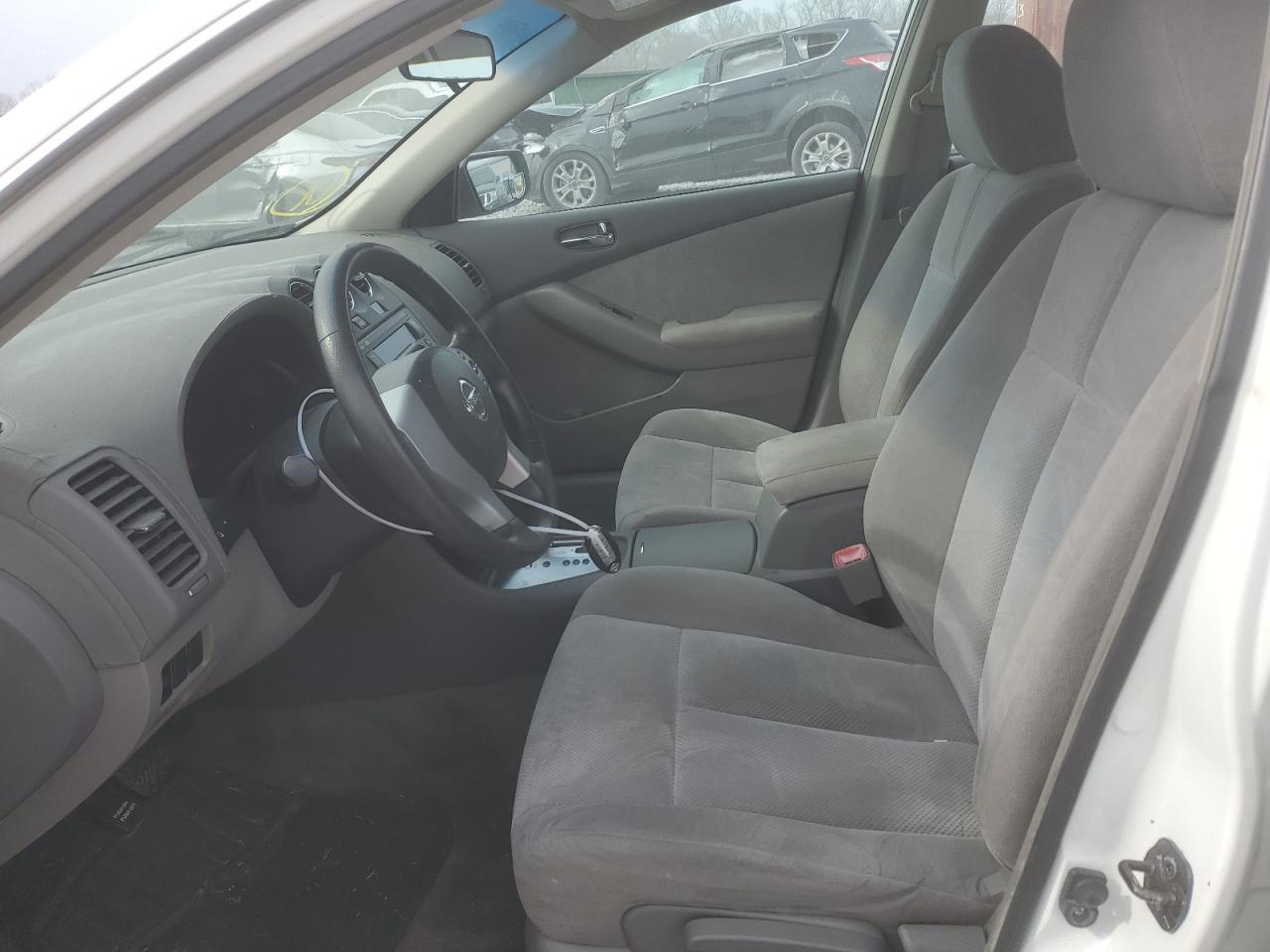 2009 Nissan Altima - Image 7
