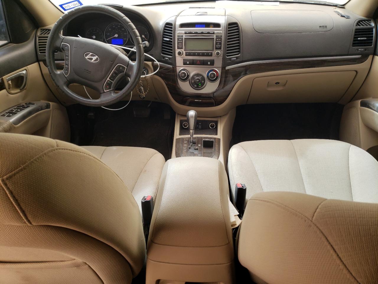 2012 Hyundai Santa Fe - Image 8
