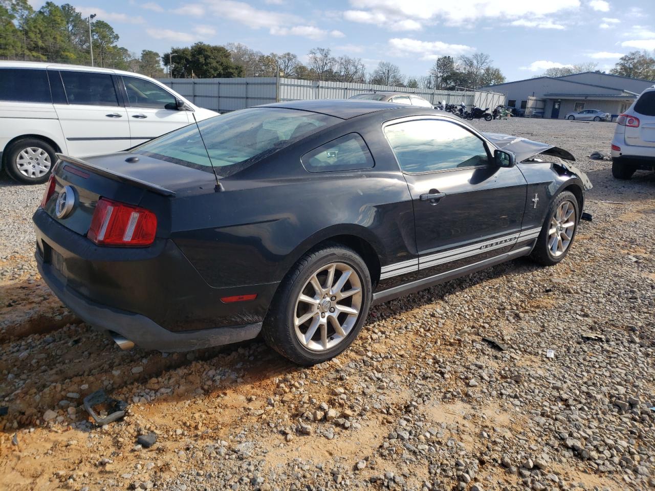 2011 Ford Mustang - Image 3