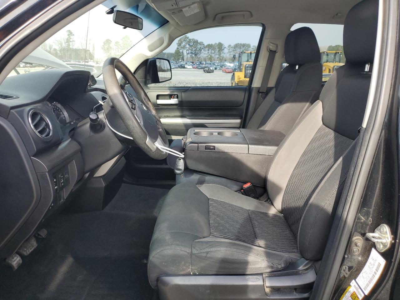 2014 Toyota Tundra - Image 7