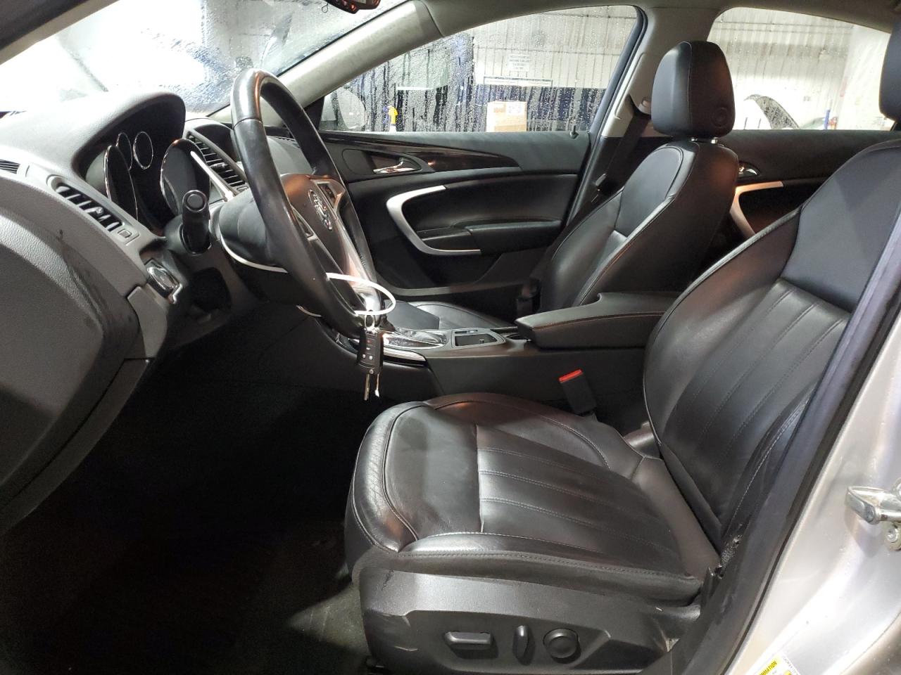 2012 Buick Regal - Image 7