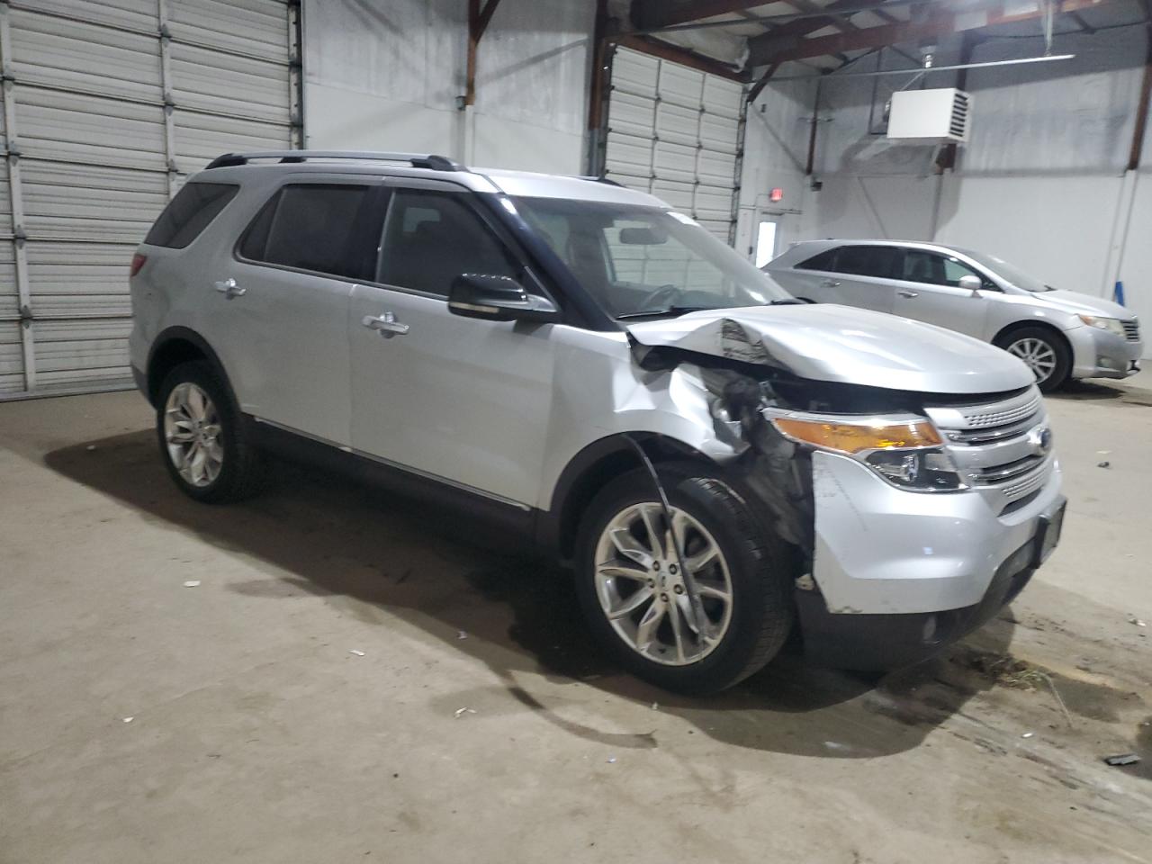 2013 Ford Explorer - Image 4