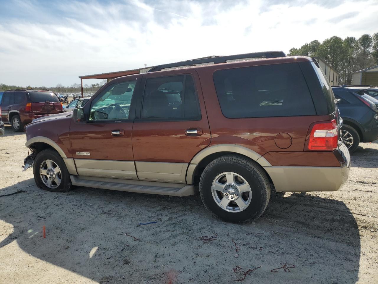2007 Ford Expedition - Image 2