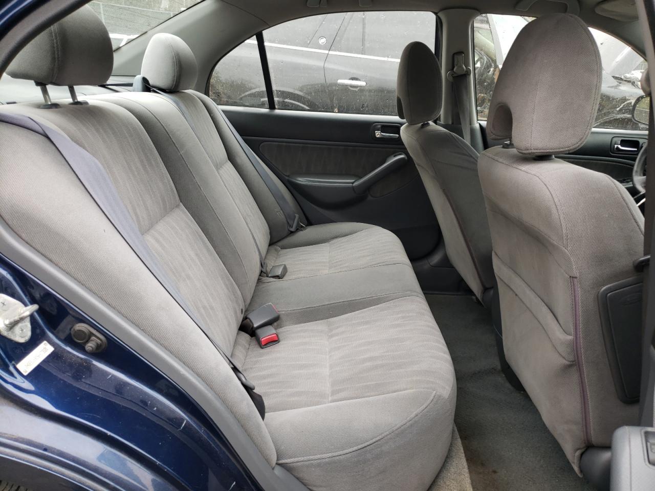 2005 Honda Civic - Image 10