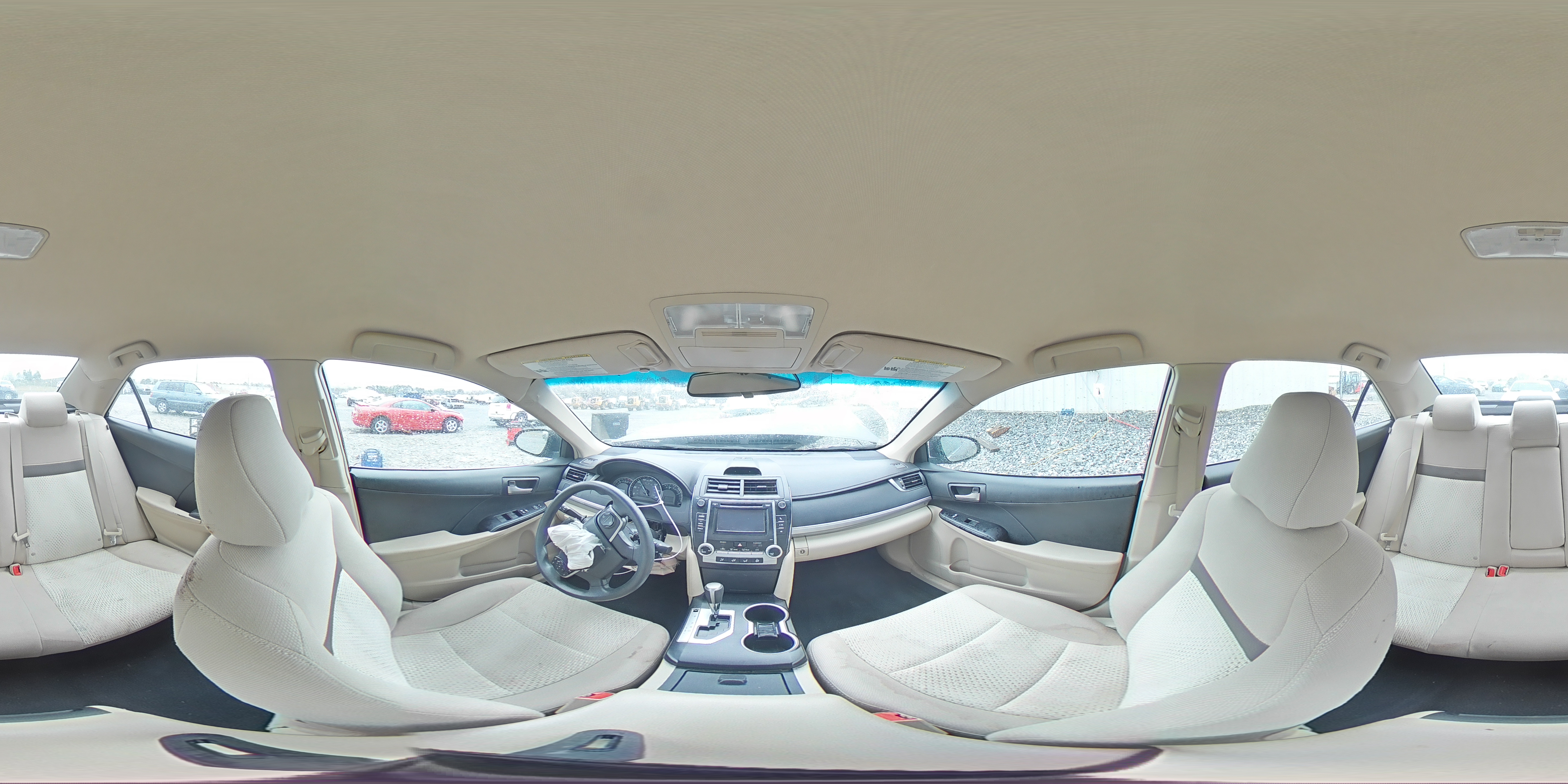 2013 Toyota Camry - Image 15