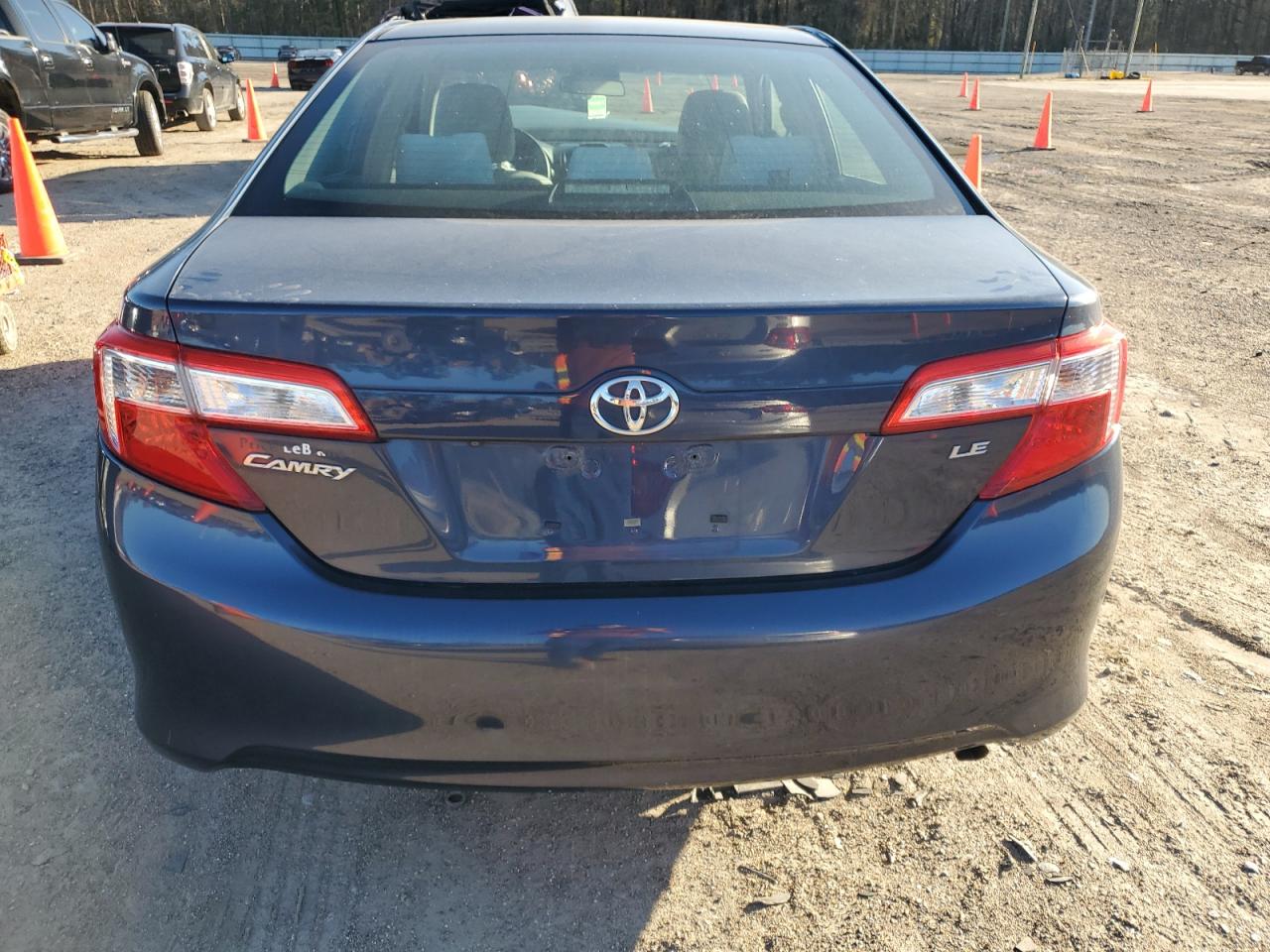 2014 Toyota Camry - Image 6