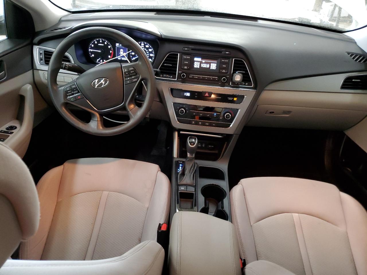 2017 Hyundai Sonata - Image 8