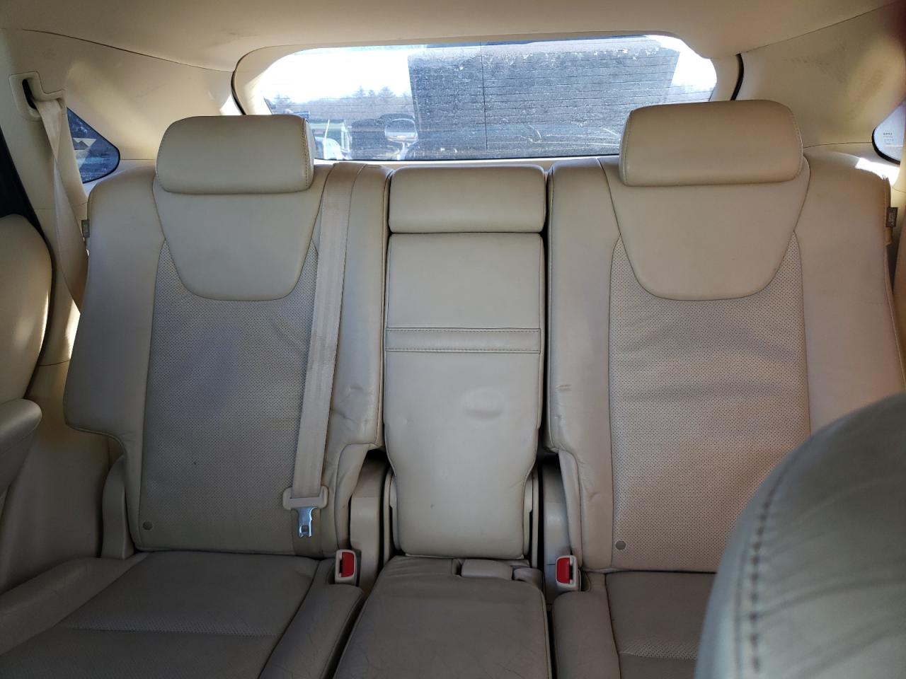 2010 Lexus RX - Image 10