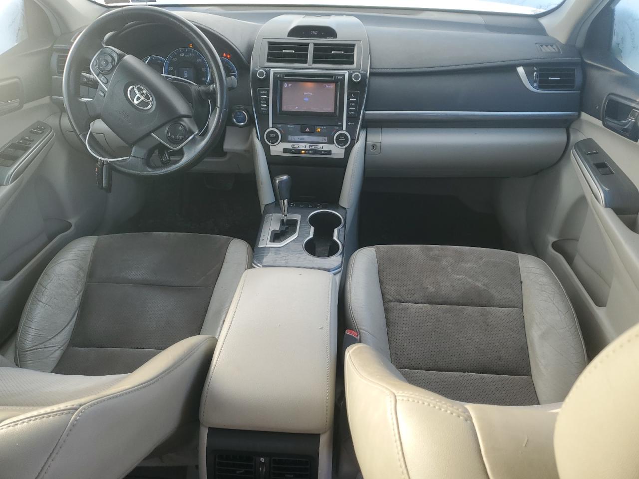 2012 Toyota Camry - Image 8