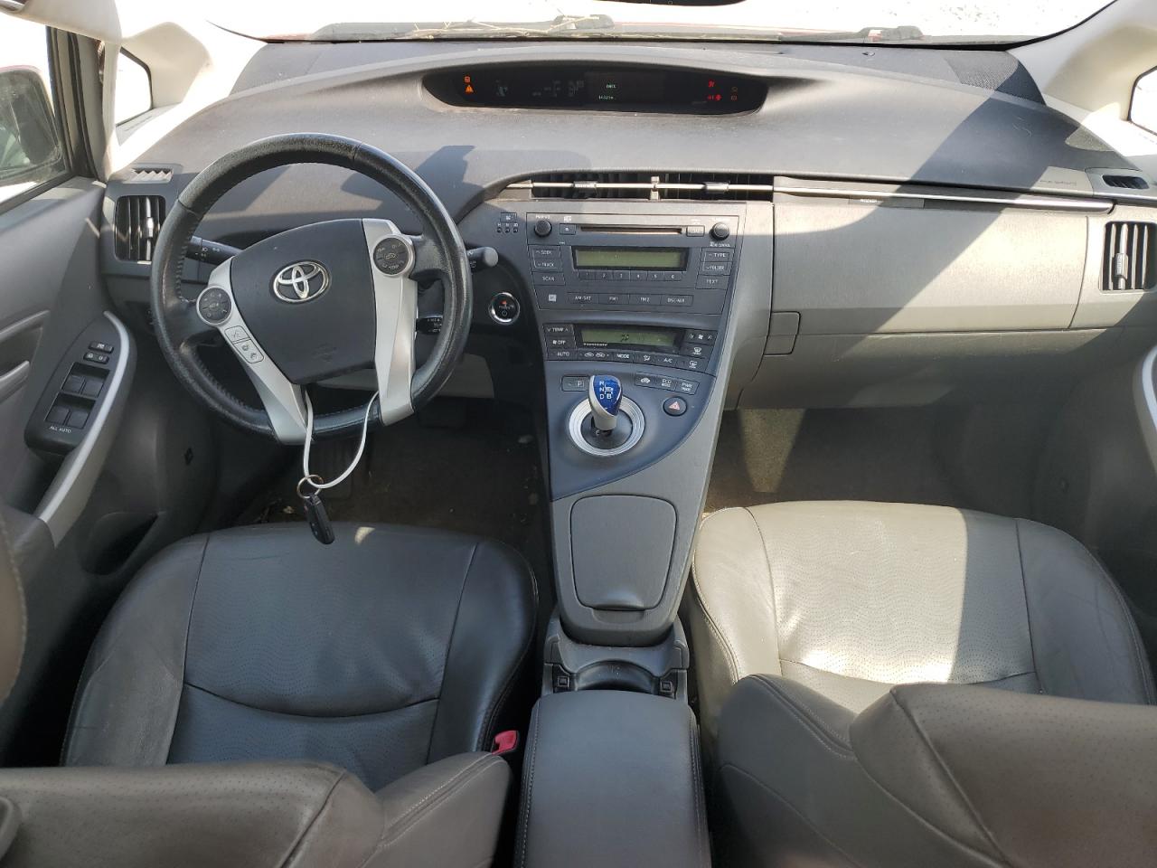 2011 Toyota Prius - Image 8