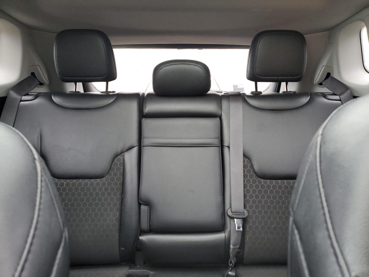 2019 Jeep Compass - Image 10