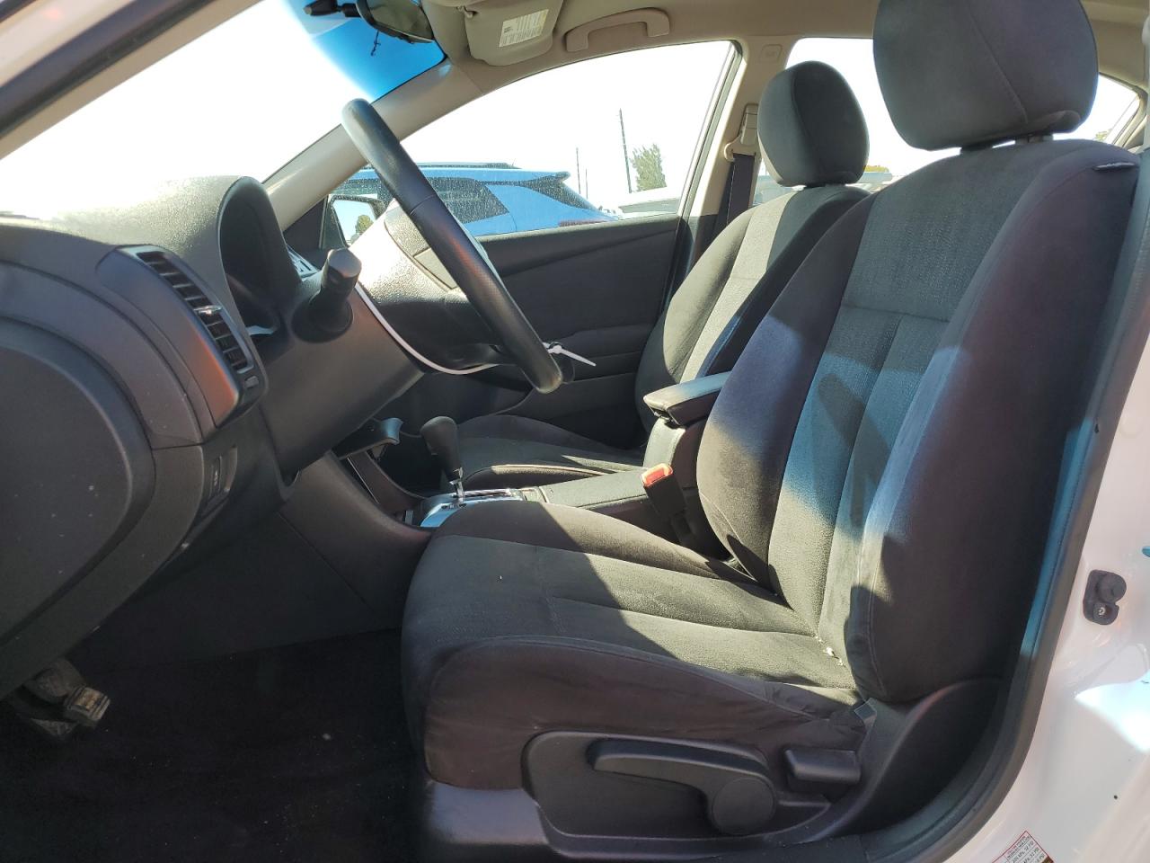 2012 Nissan Altima - Image 7