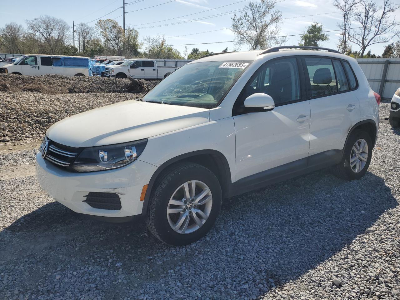 2015 Volkswagen Tiguan - Image 1