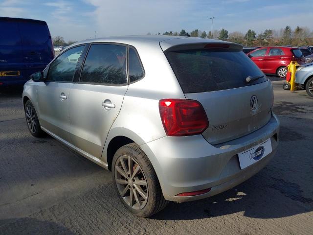 2015 VOLKSWAGEN POLO SE DE