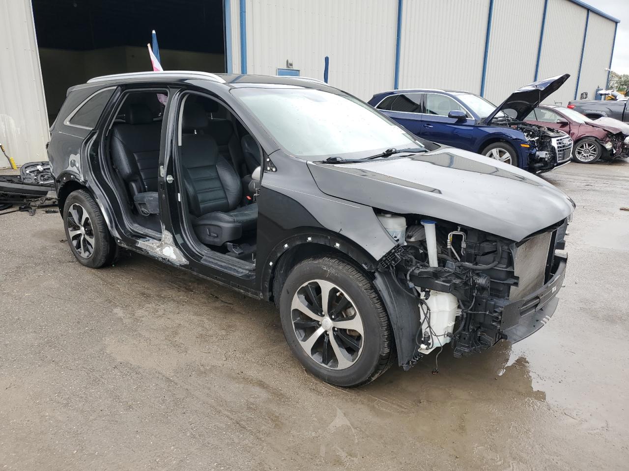 2017 Kia Sorento - Image 4