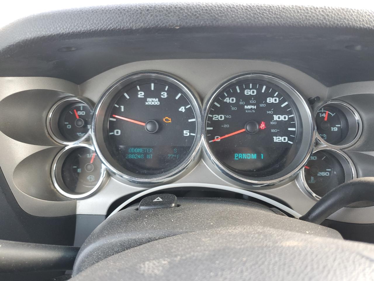 2012 Chevrolet Silverado - Image 9