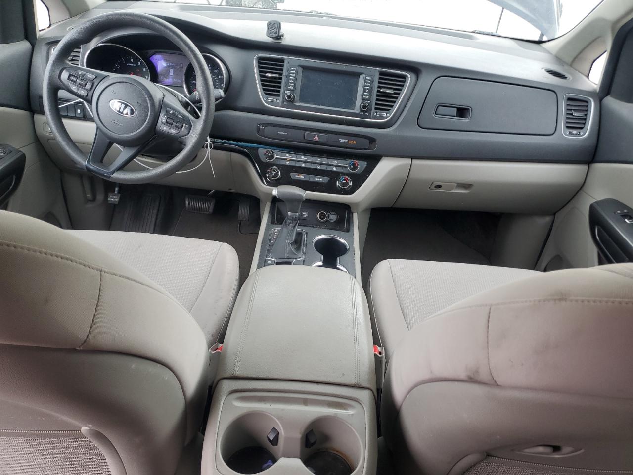 2020 Kia Sedona - Image 8