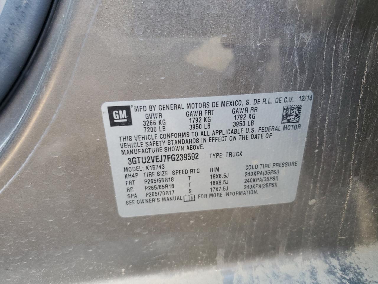 2015 GMC Sierra - Image 12