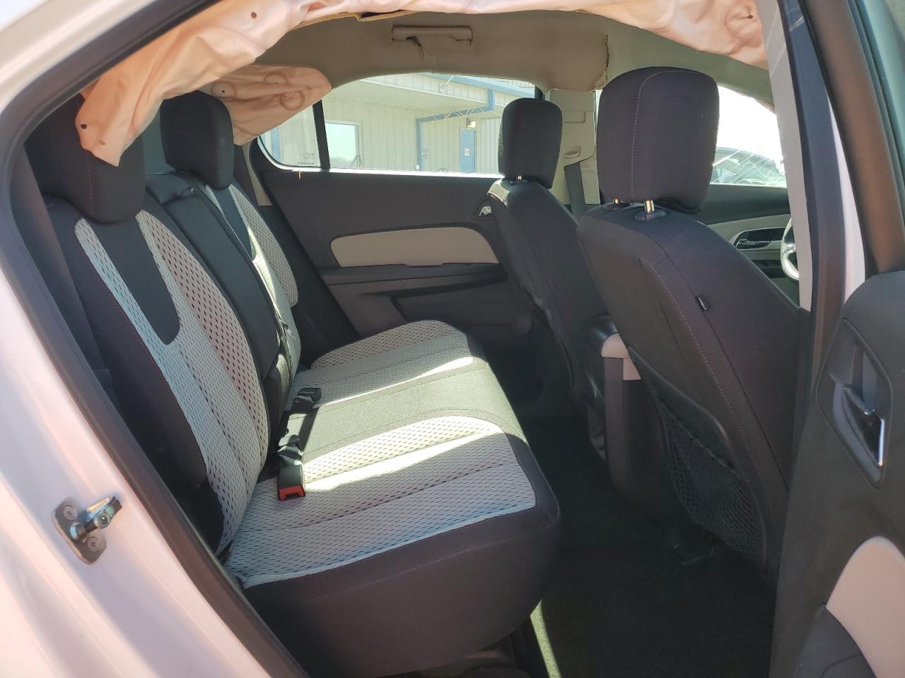 2010 Chevrolet Equinox - Image 10