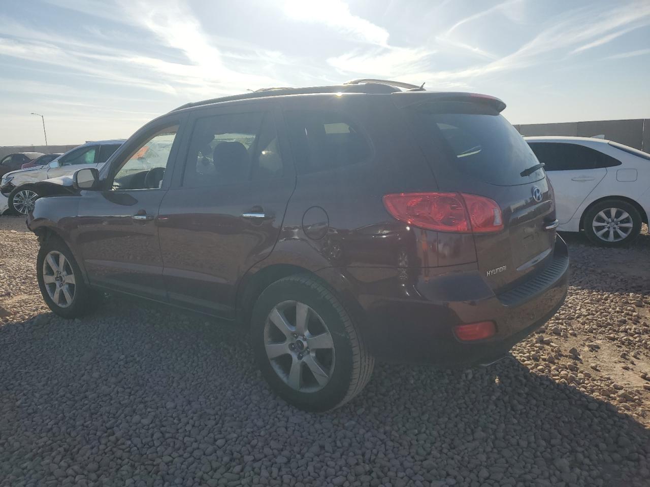 2009 Hyundai Santa Fe - Image 2